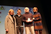 Gaur eguerdian banatu ditu 30. Eibarko Kirol Sariak ...eta kitto! astekariak