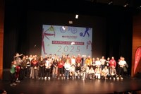 Gaur eguerdian banatu ditu 30. Eibarko Kirol Sariak ...eta kitto! astekariak