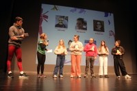 Gaur eguerdian banatu ditu 30. Eibarko Kirol Sariak ...eta kitto! astekariak