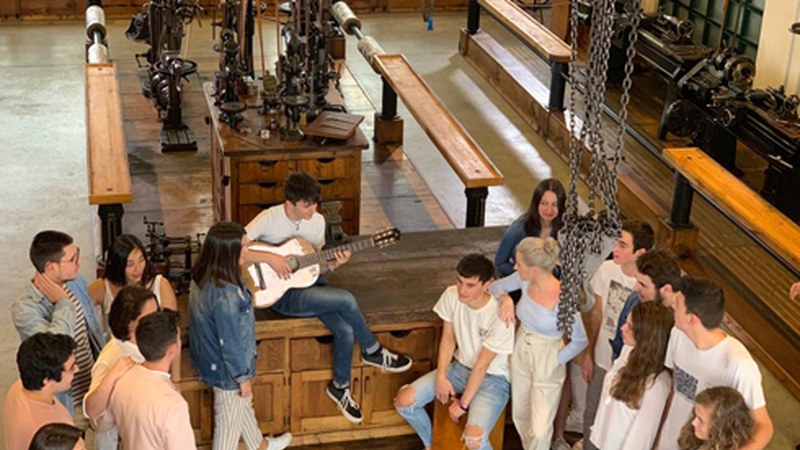 Gaur ETB1ean, 22:00etan, Eibarko Koro Gaztea beste bi korurekin lehiatuko da `Ahotsak´saioan