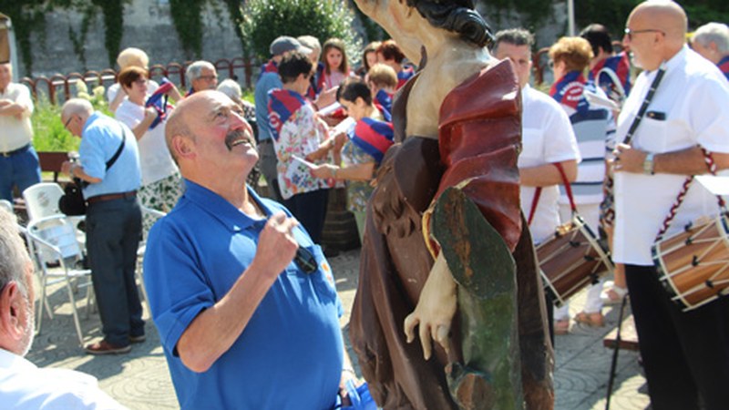 Gaur goizean Santuari zapia jarri diote San Andres egoitzan