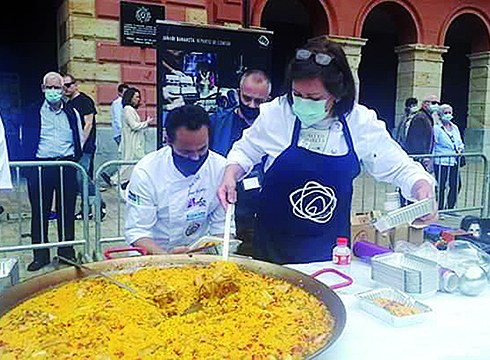 Gaur hasi da Greziako errefuxiatuei jaten emateko Zaporeak-en erronka solidarioa