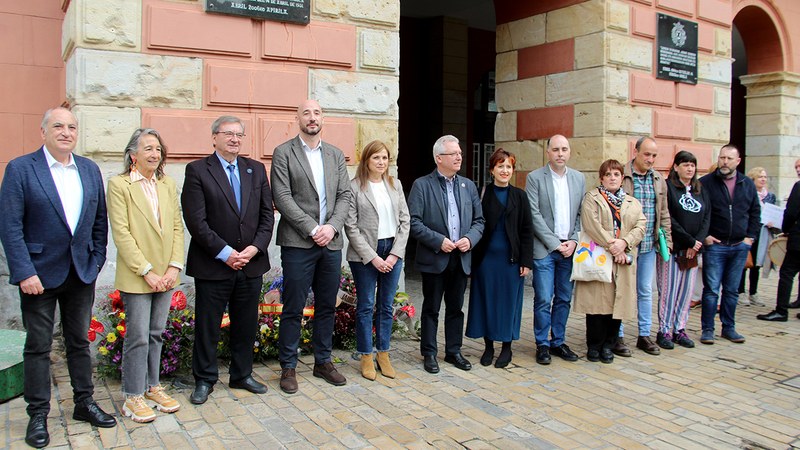 Gaur hasi da Untzaga plaza Memoria Demokratikoaren Leku izendatzeko prozesua