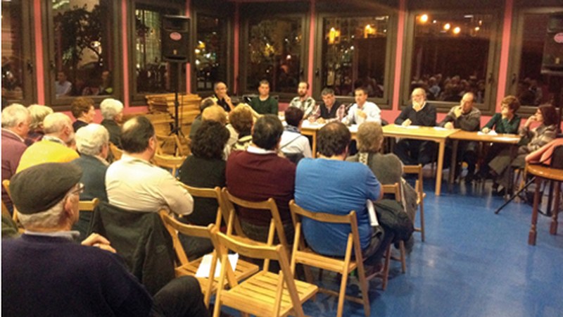 Gaur hasiko dira auzo-bilerekin Beheko Tokian