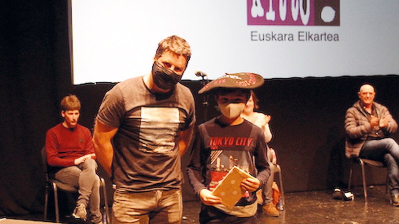 Gaur hasiko dira San Andres bertso-paper lehiaketarako lanak jasotzen