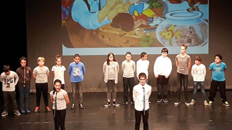 Umeen bertso saioak gaurtik aurrera Coliseoan