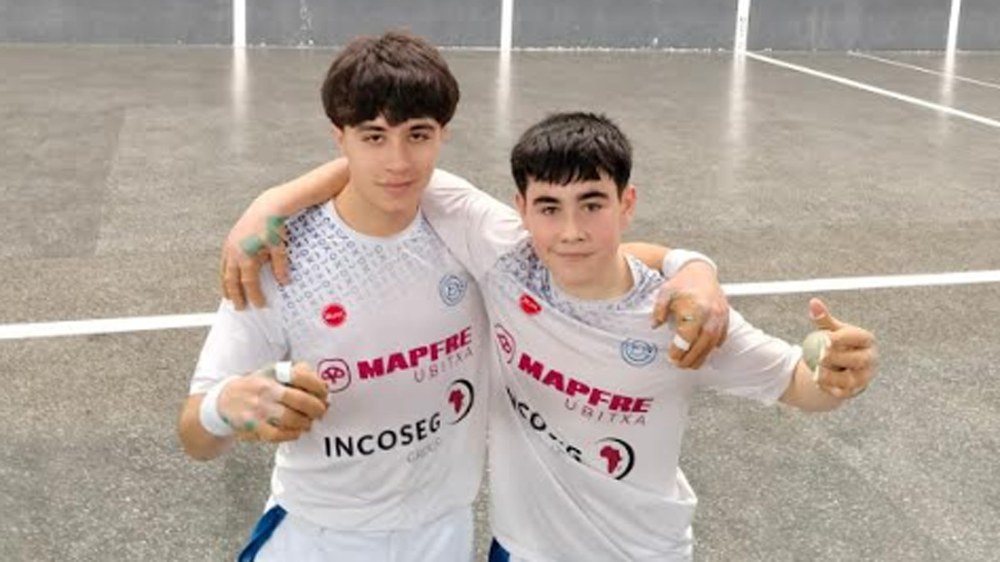 Gaur palako partidua eta bihar eskuz pilotako sei hartuko ditu Astelenak