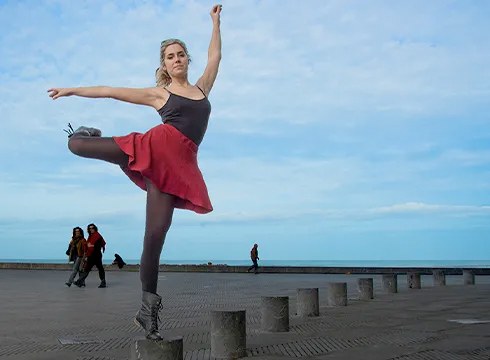 Gaur zabaldu da Irene Hernandok gidatuko duen “Antzerki laborategia” tailerrean izena emateko epea