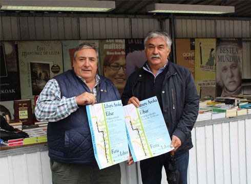 Gaur zabaldu dute Liburu eta Disko Azoka Untzagan