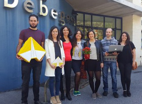 Gazte kualifikatuei lana aurkitzen laguntzeko Hazilan programaren bigarren edizioa abian jarri du DEBEGESAk