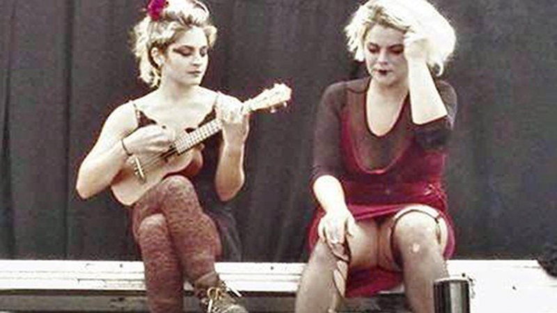 Gaztetxeak Antzerki Gaua hartuko du bihar Nalua gazte feminista taldearen eskutik