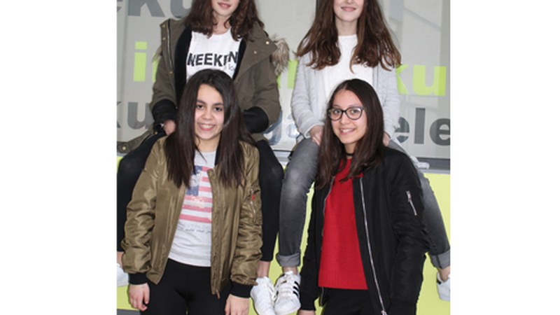 Gaztetxef lehiaketako irabazleak: «Guztira hiru plater egin behar izan genituen»