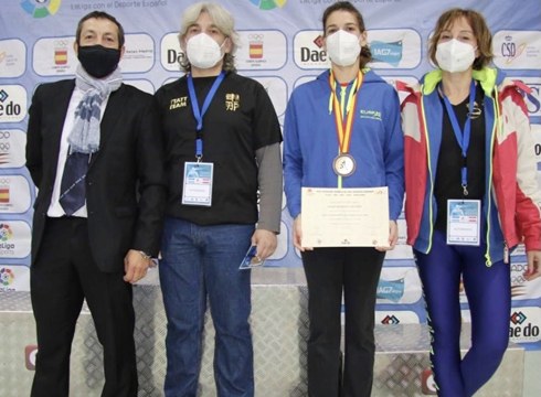 Geaxi Moredak bi podium eskuratu ditu Espainiako Wu-Shu txapelketan