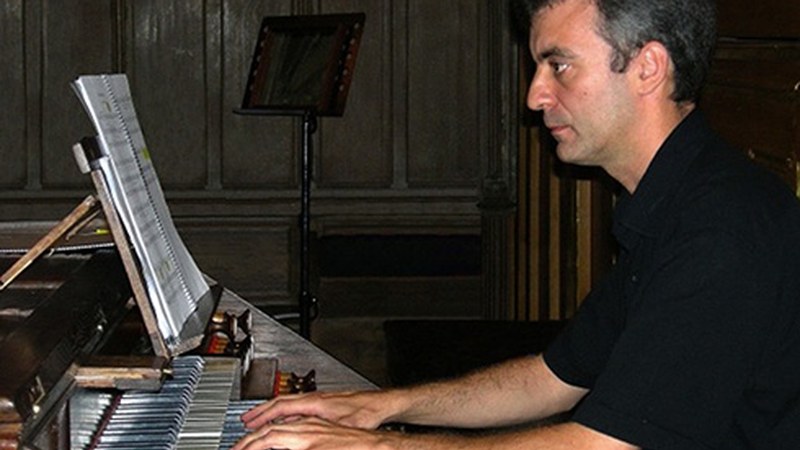 Gerardo Rifon organojoleak kontzertua emango du bihar San Andres elizan