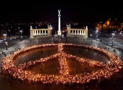 Gerraren kontrako taldea eratzeko bilera irekia
