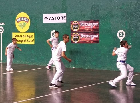 Gil-Amillategi bikoteak finalerdia jokatuko du bihar Astelena frontoian