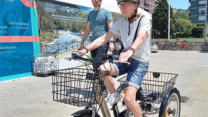 "Gipuzkoako Bira", bidegorriak eta bide berdeak sustatzeko kanpaina asteburuan ailegatuko da Eibarrera
