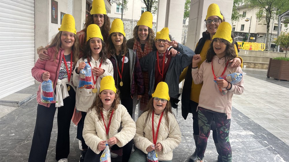 Giro ezin hobea barixakuan …eta kitto!-k antolatutako Altxorraren Bila ekimenean