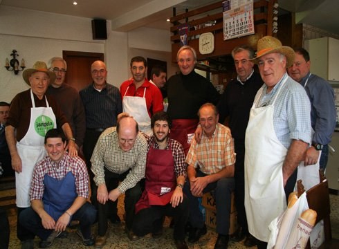 Giro paregabea Gureak lantegikoen bazkarian