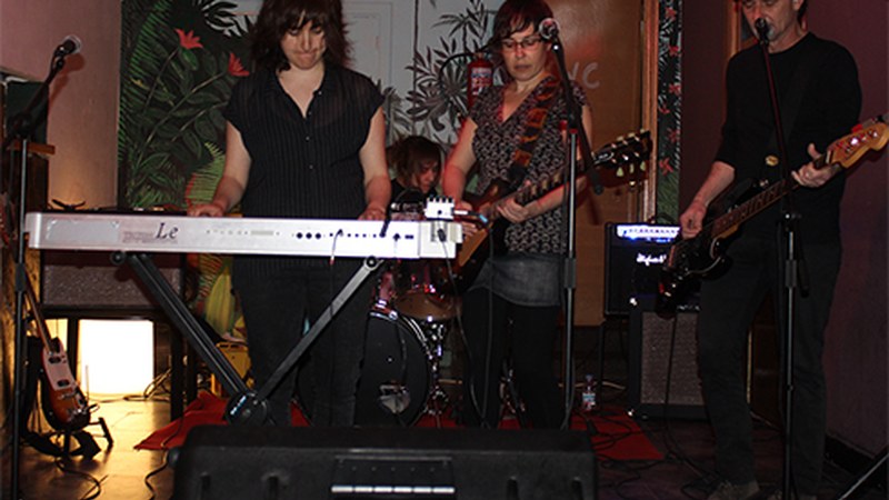 Giro paregabea Perlak taldeak Korrika Kulturalaren harira eskainitako kontzertuan