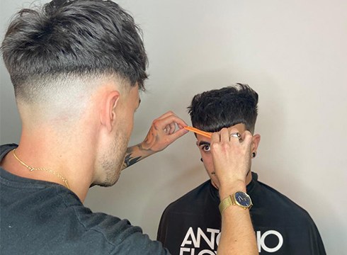 Gizonezkoen ile-apaindegi berritzailea laster abian Alex Muguruzaren eskutik