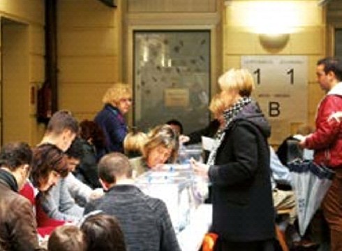 Goizeko 09:00etan zabalduko dituzte hauteslekuak