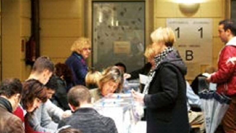 Goizeko 09:00etan zabalduko dituzte hauteslekuak