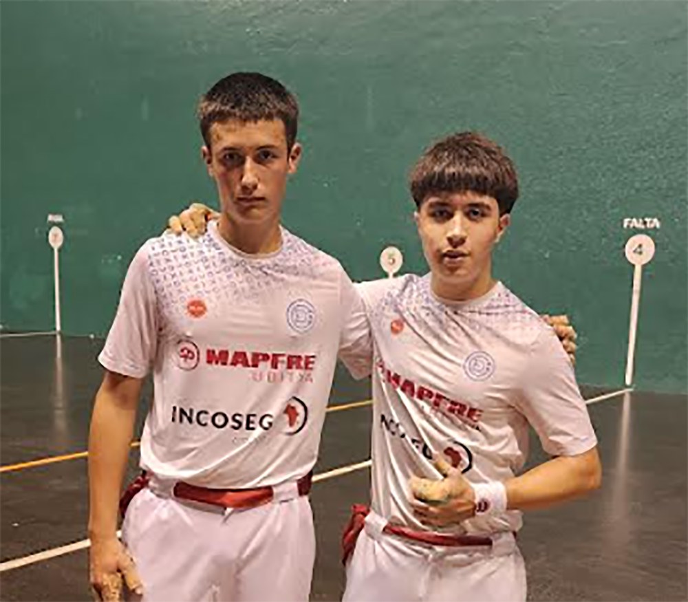 Goma Paletako eta Eskuz Binakako Gipuzkoako Txapelketetako partiduak hartuko ditu berriz Astelena frontoiak