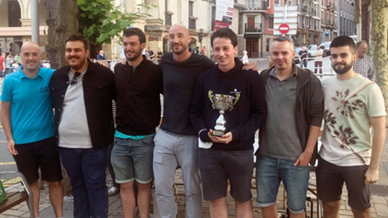 Gros Xake Taldeak irabazi zuen 36. Eibarko Hiria Xake Txapelketa