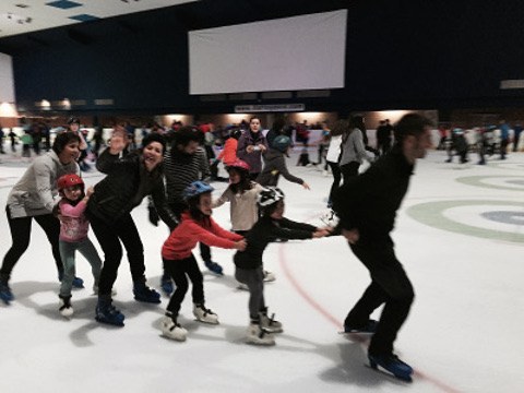 Guraso Berbalagunak patinatzen ibili dira