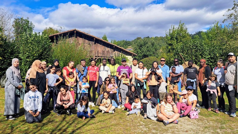 Gurasoak Berbetan eta Ongietorriko familiak Igartubeiti baserrian izan dira