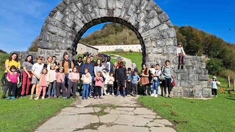 Gurasoak Berbetan eta Ongietorriko familiak Peru Harri museoan egon dira asteburuan