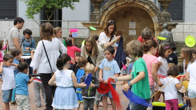 Gurasoak Berbetan Jaialdia eguenean