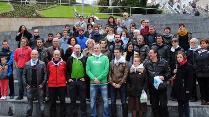 Gure Esku Dago herri ekimenaren aldeko atxikimenduak