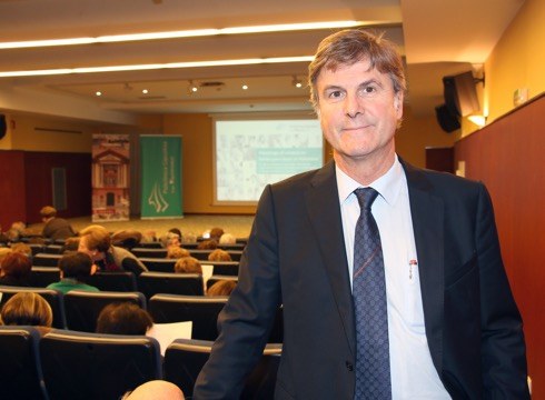 Gurutz Linazasoro neurologoaren hitzaldi arrakastatsua