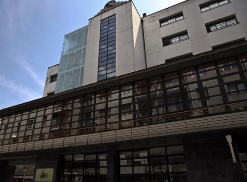 Hainbat ordutegi aldaketa Aste Santuan