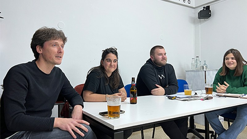 Hankamotxak: “Bertsoak duen armarik garrantzitsuena norberak duen imajinazioa da”