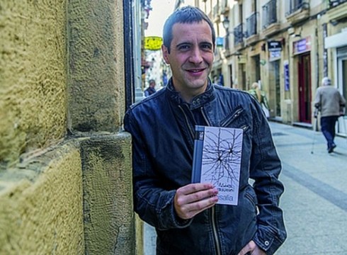 Harixa Emoten Asier Serranorekin