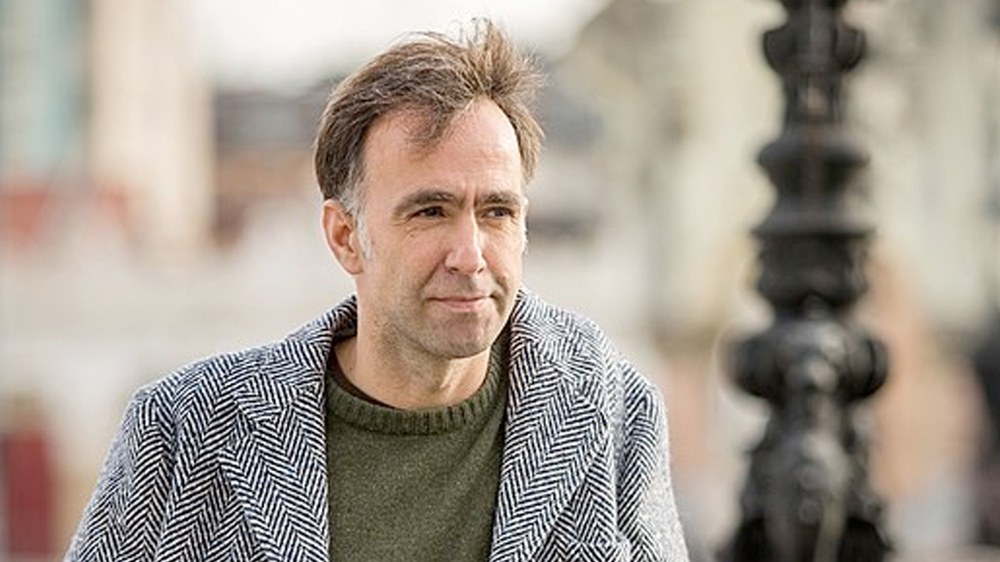 Harkaitz Cano izango da bihar Eibarren, Harixa Emoten irakurketa taldearen lehen saioan