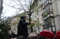 Harrera bero-beroa egin diegu Olentzero eta Mari Domingiri