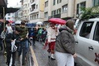 Harrera bero-beroa egin diegu Olentzero eta Mari Domingiri