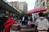 Harrera bero-beroa egin diegu Olentzero eta Mari Domingiri