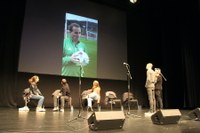 Harrera beroa egin diote eibartarrek 31. San Andres Bertso Jaialdian aritu den boskoteari Harrera beroa egin diote eibartarrek 31. San Andres Bertso Jaialdian aritu den boskoteari