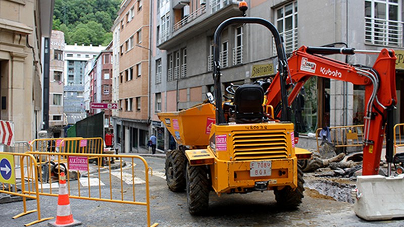 Hasi dira Ibarkurutze inguruan hornikuntza-sarea berritzeko lanak