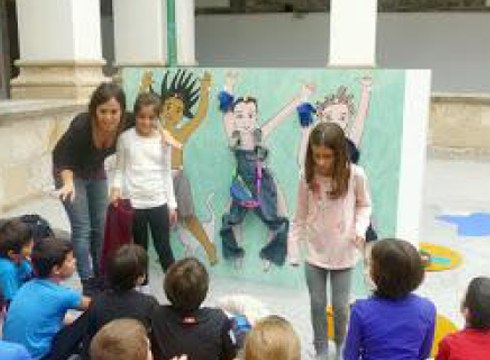 Haur eta gazteen artean genero berdintasuna jorratuko da udal liburutegiko "Itsaspeko bihotzak" aretoan