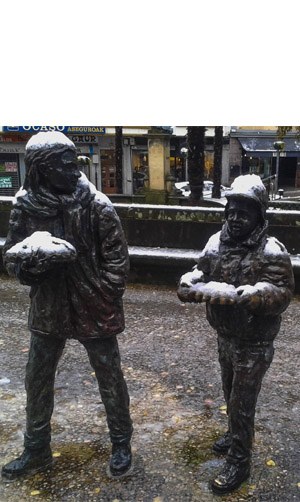 “Haurrak sanblasak bedeinkatzera” (Ray Muñoz)