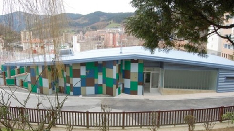 Haurreskolarako izena eman duten Eibarko haur guztiek ikasturte berrirako plaza bat eskuratu dute