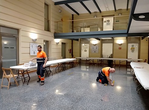 Hauteskunde egunean segurtasun eta higiene protokolo berria betetzeko neurriak hartu dituzte