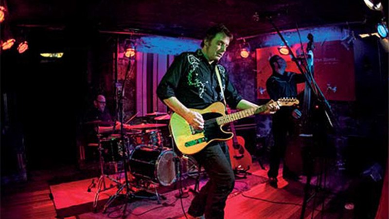 Hendrik Rover & los Míticos GT’s domekan Portalea Musika Klubean