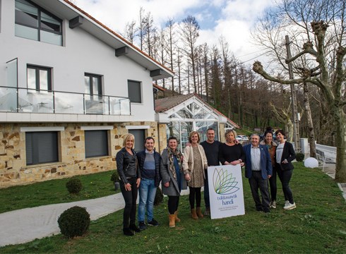 Herriko turismoari eusteko ahaleginak eta bi egiten